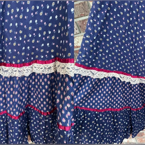 VTG 🦋Gunne Sax🦋 70’s Navy & Red Calico floral Cottage Core Prairie Dress✨ - Picture 8 of 16